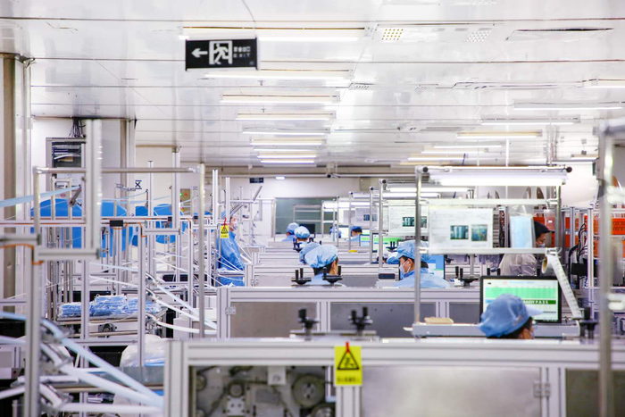 一天500万只产能 比亚迪成全球最大量产口罩工厂